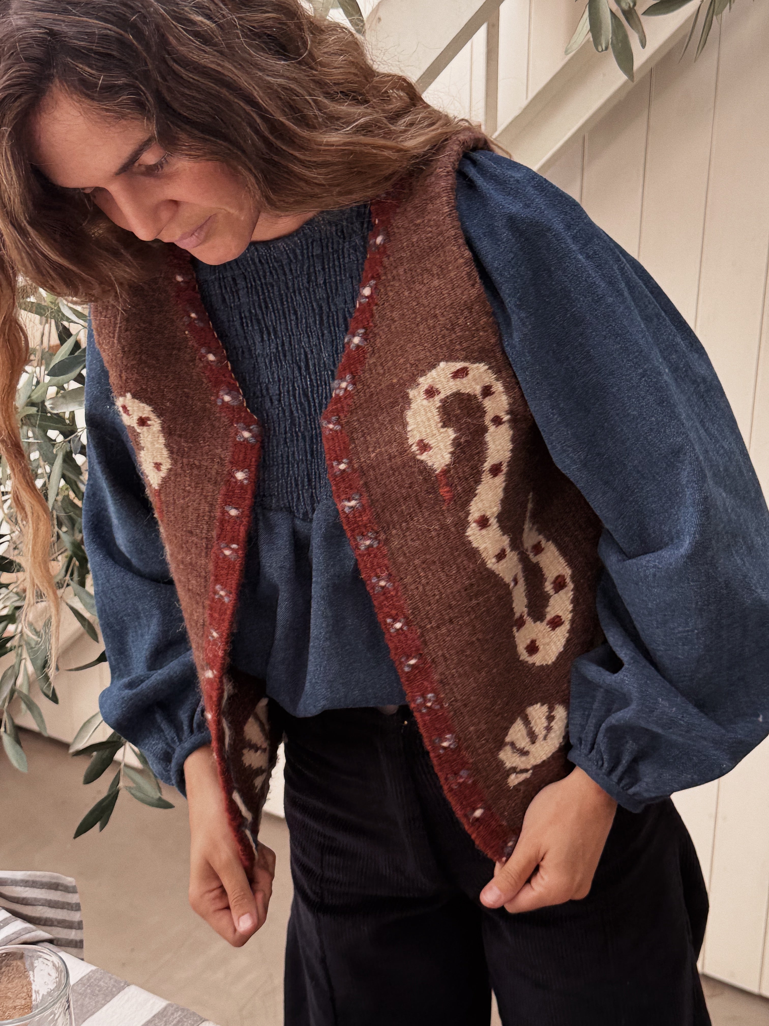 Anguille folk vest