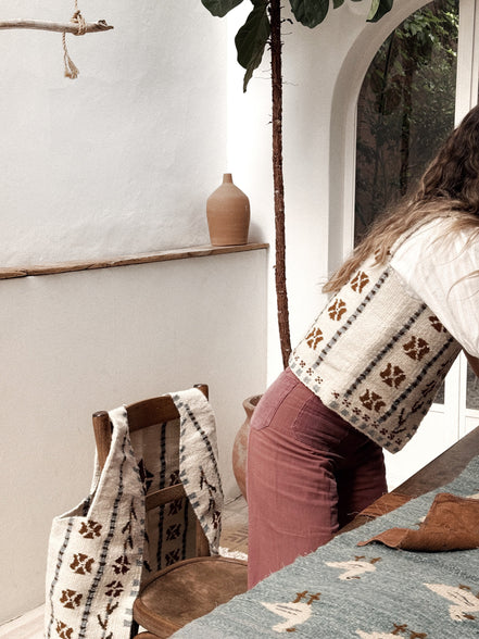 Bloom folk vest