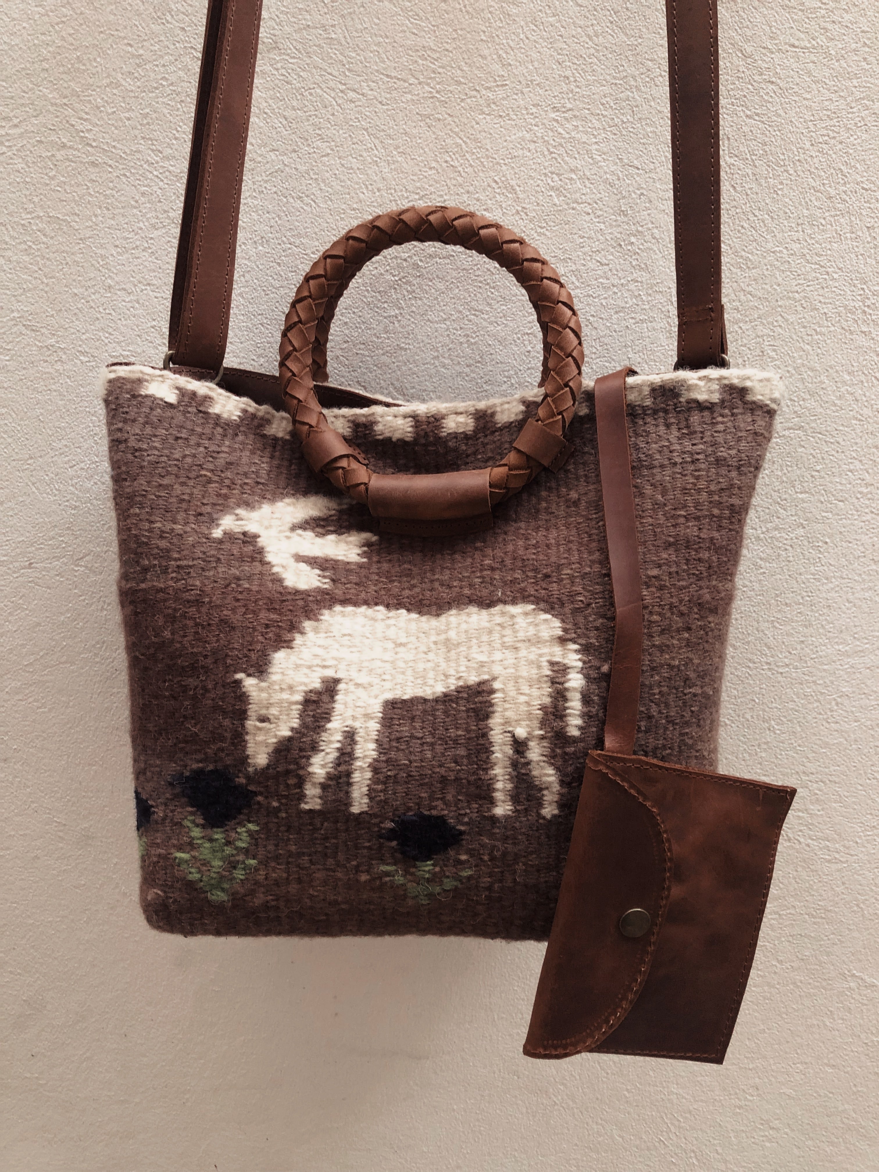 Alondra Little bag (Camel y crudo)