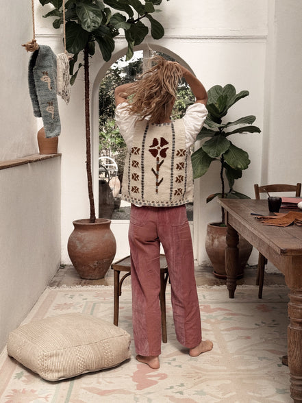 Bloom folk vest