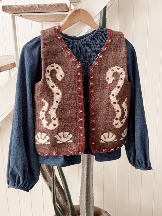 Anguille folk vest