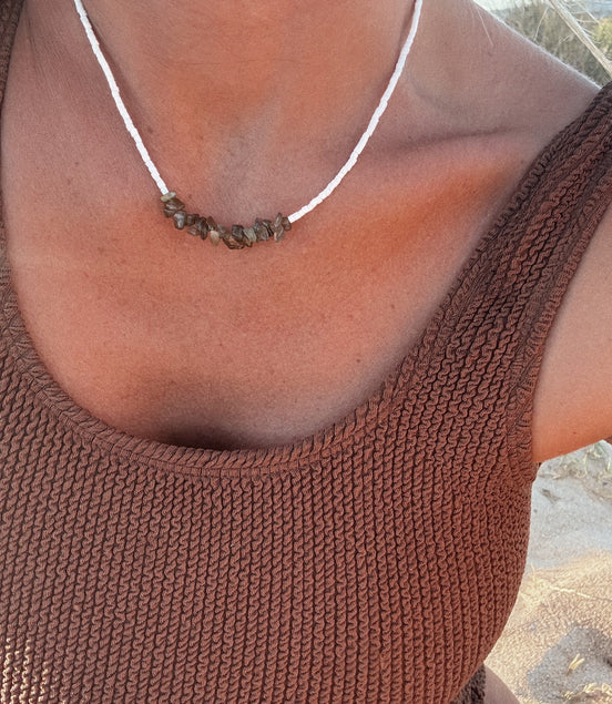 Coral necklace (old green)